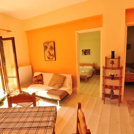 Laskaris Lejlighed Dassia (Corfu)