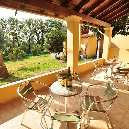 Apartment Laskaris *